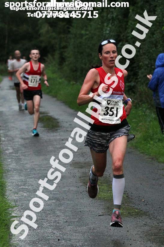 Morpeth 10k Road Race (North Eastern Champs. 10k). Photo: David T. Hewitson/Sports for All Pics